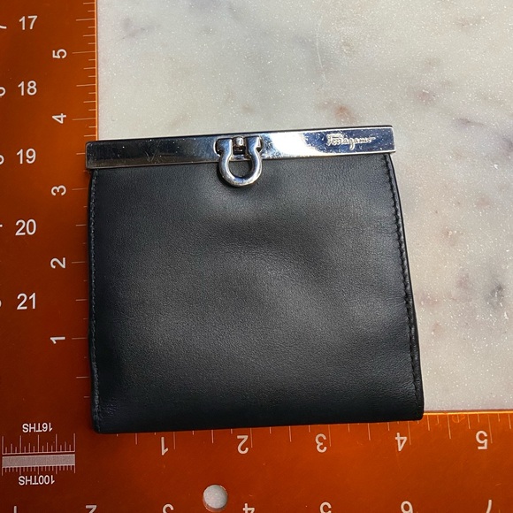 Salvatore Ferragamo Wallet - Picture 12 of 12